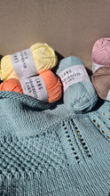 Cargar imagen en el visor de la galería, HANDARBEITSGARN  Lang yarns