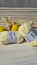 Cargar imagen en el visor de la galería, HANDARBEITSGARN  Lang yarns