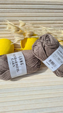 Cargar imagen en el visor de la galería, HANDARBEITSGARN  Lang yarns
