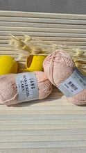Cargar imagen en el visor de la galería, HANDARBEITSGARN  Lang yarns